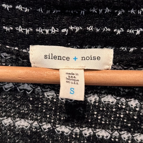 Urban outfitters black cardigan - Picture 2 of 4